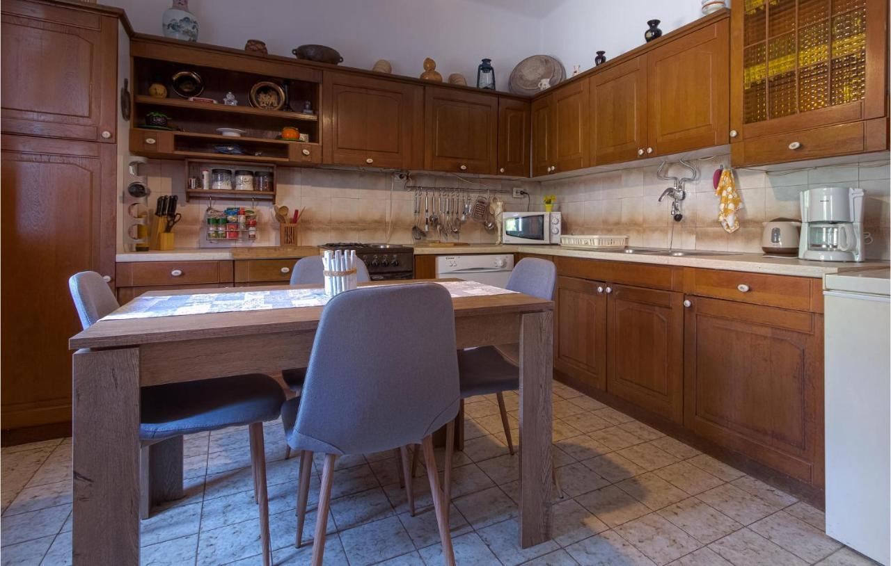 Awesome Home In Zaglav With Wifi Exterior foto